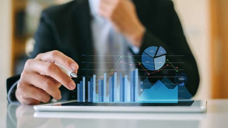Phân tích tài chính doanh nghiệp với xu hướng chuyển đổi số và công nghệ