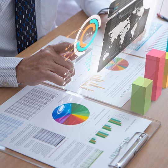 Phân tích dữ liệu tài chính doanh nghiệp: 4 góc nhìn sâu sắc