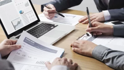 Báo cáo đánh giá rủi ro - Chiến lược giúp doanh nghiệp vững vàng trước biển động