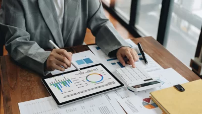 Số ngày thu nợ bình quân tăng nói lên điều gì? Cách kiểm soát công nợ hiệu quả